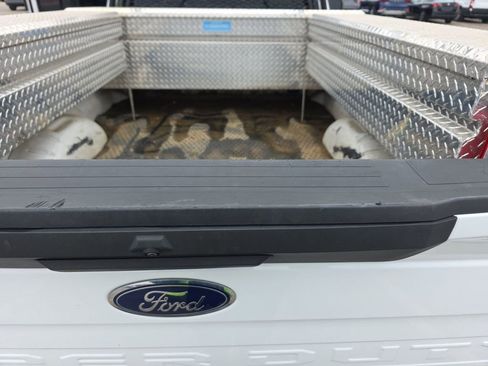 Used 2020 Ford F250 XL w/ Power Equipment Group image 13