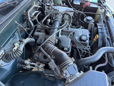 Used 1998 Toyota Tacoma 2WD Regular Cab image 29