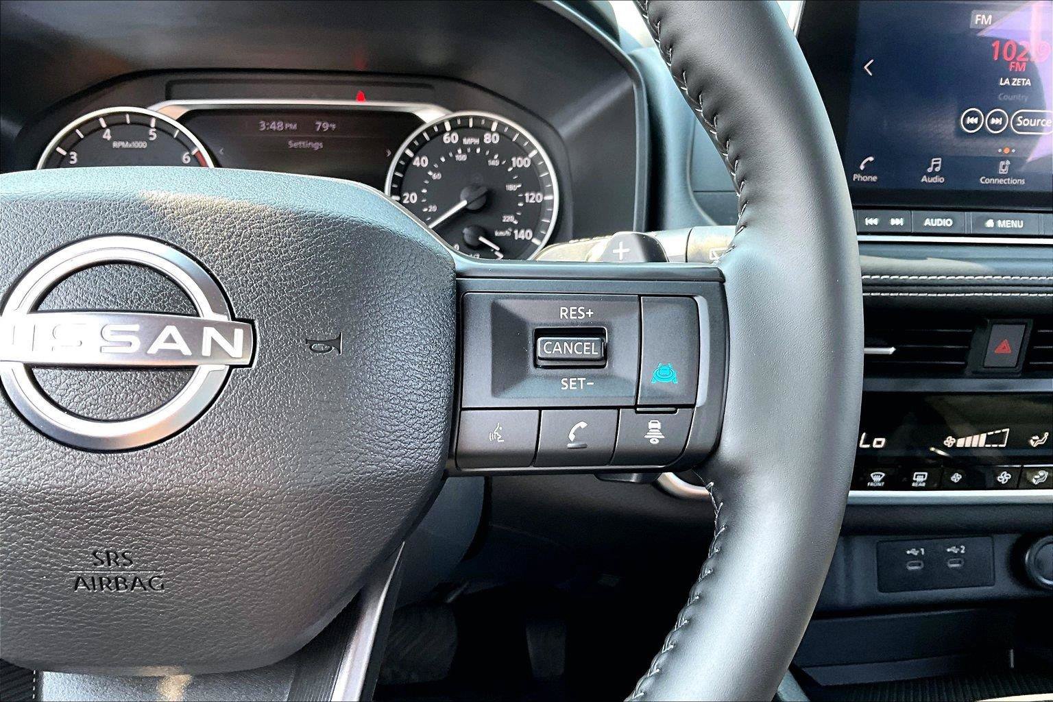 Used 2025 Nissan Rogue SV AWD/4WD image 13