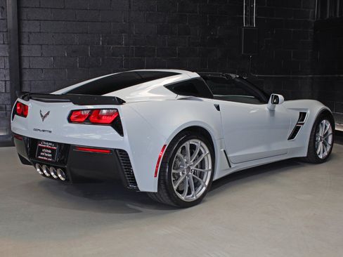 Used 2018 Chevrolet Corvette Grand Sport image 16