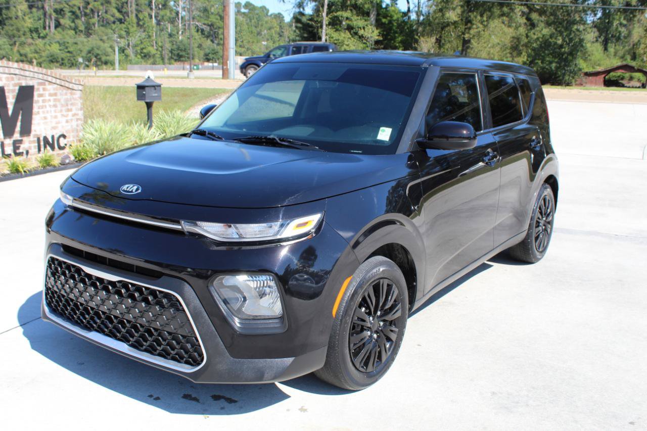 Used 2020 Kia Soul LX FWD image 12
