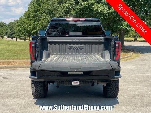 Used 2025 GMC Sierra 2500 AT4X AWD/4WD image 16