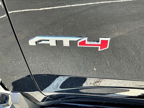 New 2025 GMC Yukon XL AT4 w/ LPO, Get Active Package image 8