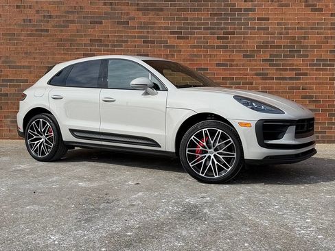 New 2026 Porsche Macan S image 9