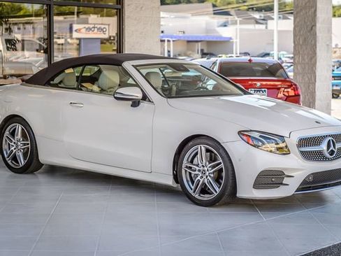 Used 2018 Mercedes-Benz E 400 Cabriolet image 4