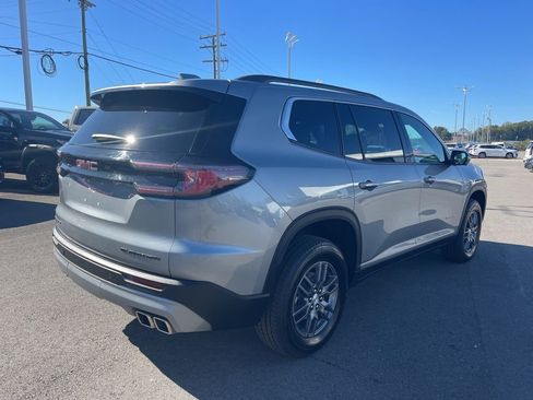Used 2025 GMC Acadia Elevation FWD image 5