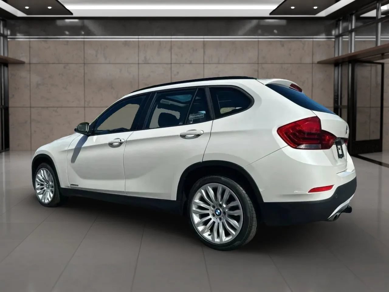 Used 2013 BMW X1 xDrive28i AWD/4WD image 3
