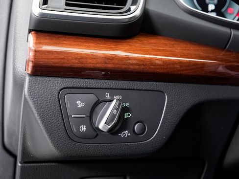 Used 2022 Audi Q5 2.0T Premium Plus w/ Premium Plus Package image 10