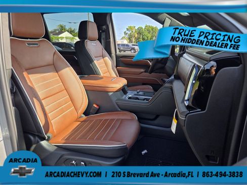 Used 2026 GMC Sierra 3500 Denali Ultimate AWD/4WD image 18