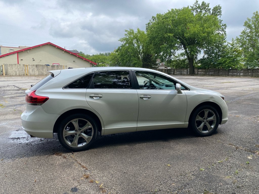 Used 2013 Toyota Venza Limited AWD/4WD image 6