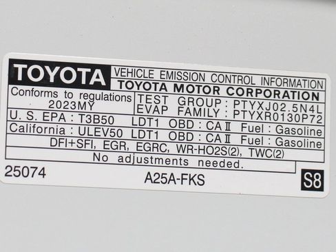 Used 2023 Toyota RAV4 XLE Premium image 13