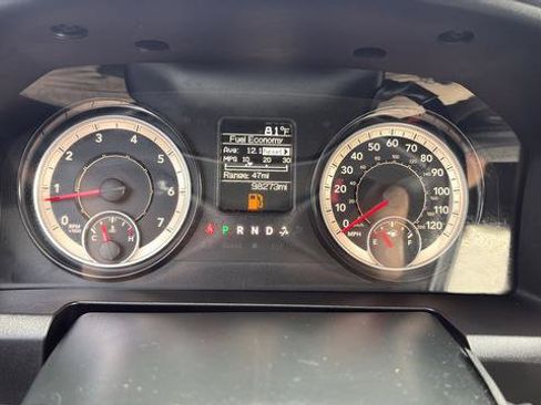 Used 2018 RAM 2500 Tradesman w/ Chrome Appearance Group AWD/4WD image 11