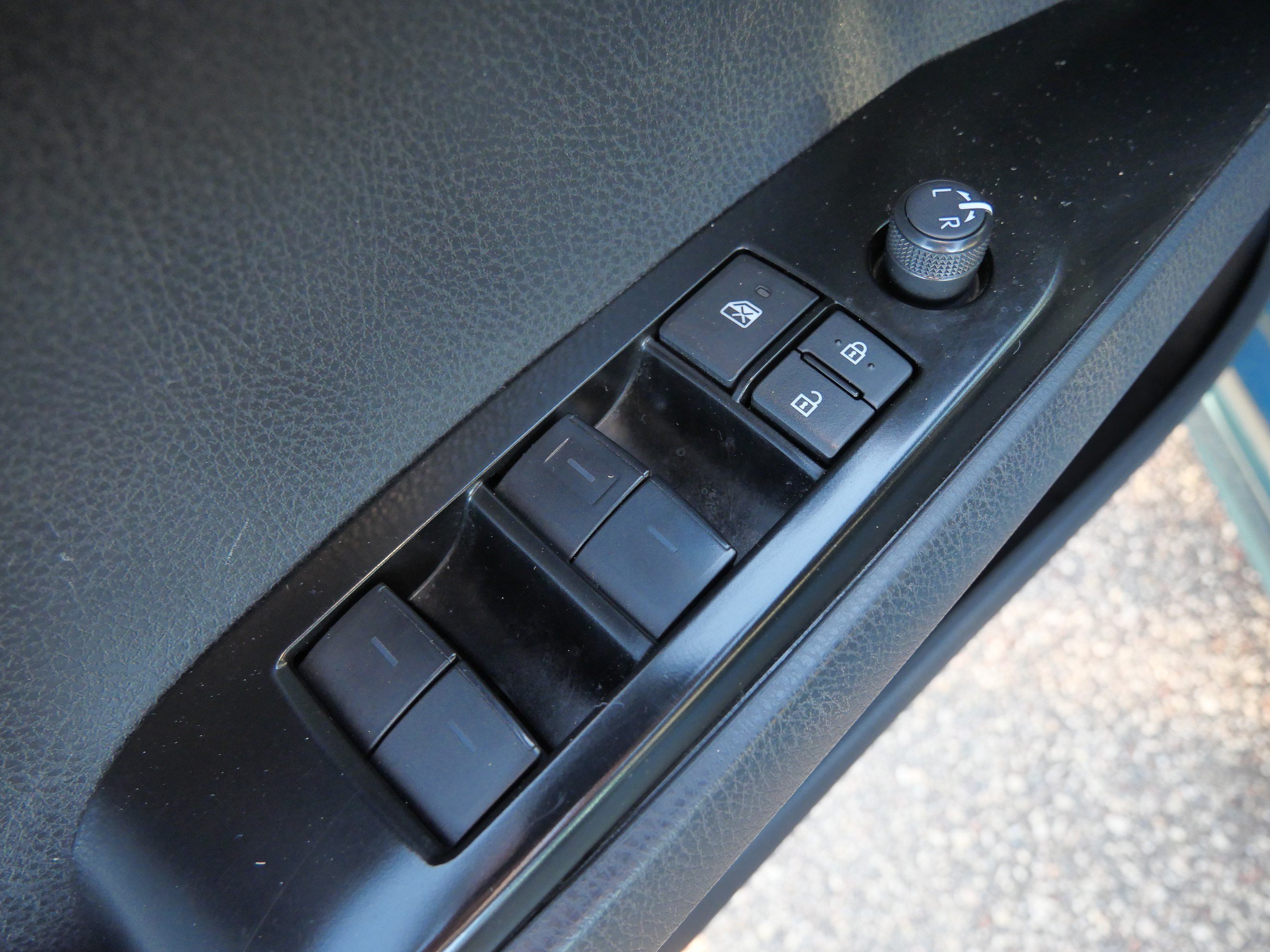 Used 2026 Toyota Camry SE w/ Convenience Package FWD image 20