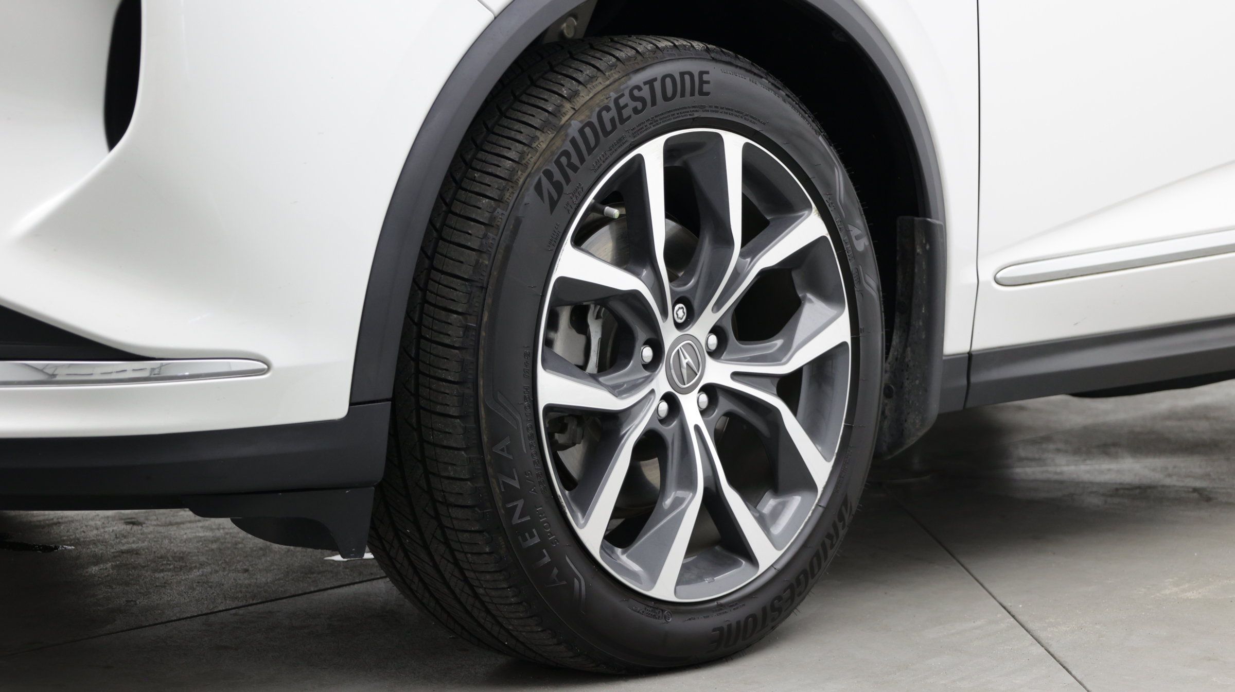Used 2023 Acura MDX w/ Technology Package AWD/4WD image 12