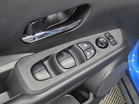 Used 2022 Nissan Kicks SR w/ Premium Package image 19