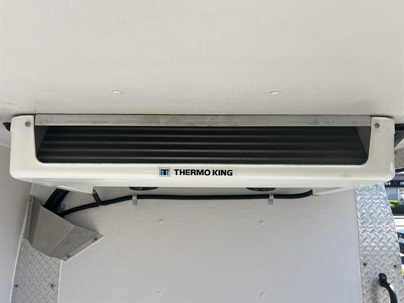 Used 2025 RAM ProMaster 3500 w/ Convenience Group FWD image 14