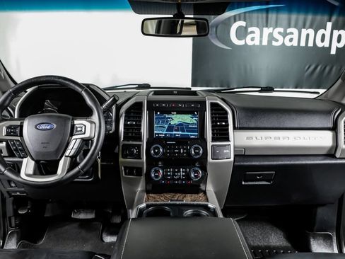 Used 2019 Ford F250 Lariat w/ Lariat Value Package AWD/4WD image 14