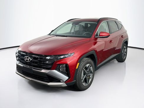 Used 2025 Hyundai Tucson SEL AWD/4WD image 3