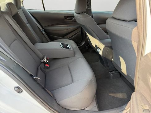 Used 2023 Toyota Corolla LE FWD image 11