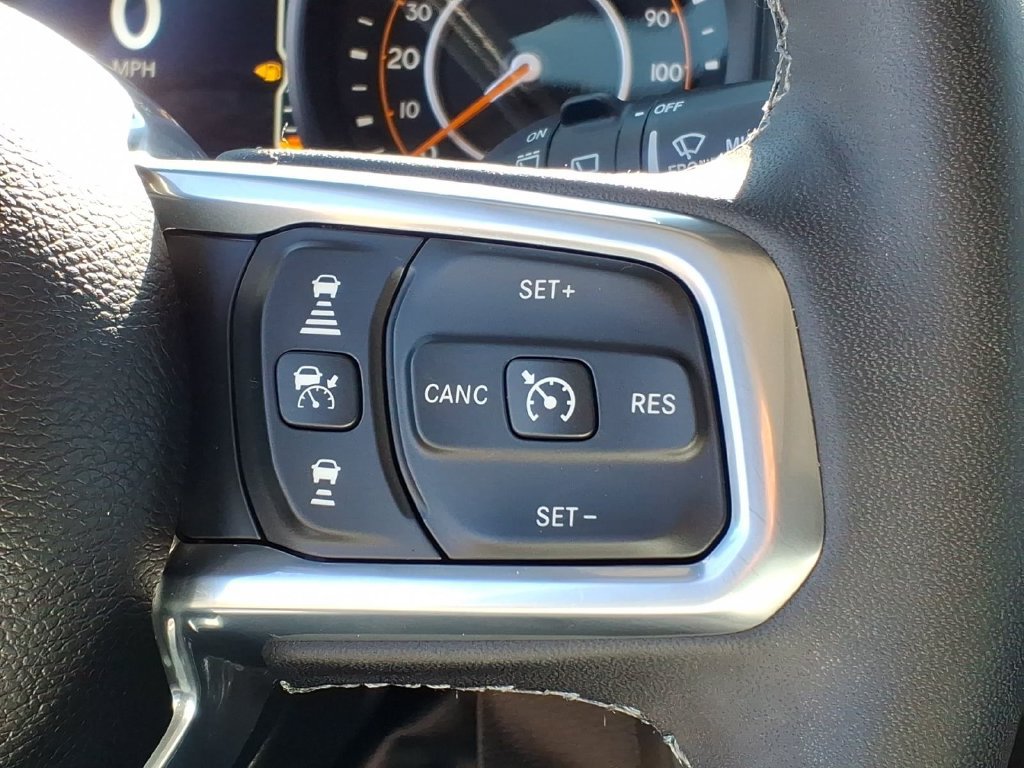 Certified 2026 Jeep Wrangler Unlimited Sahara AWD/4WD image 11