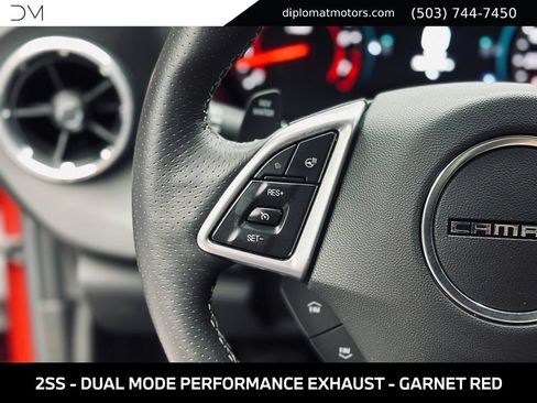 Used 2016 Chevrolet Camaro SS RWD image 26