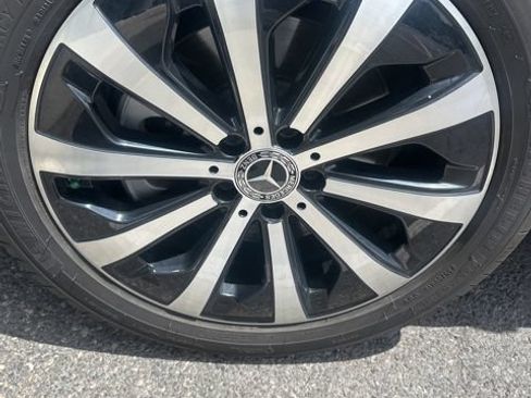 Used 2022 Mercedes-Benz GLA 250 4MATIC image 8
