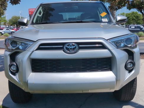 Certified 2023 Toyota 4Runner SR5 Premium w/ Moonroof Package image 3