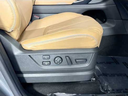 Used 2025 INFINITI QX80 Sensory AWD/4WD image 39