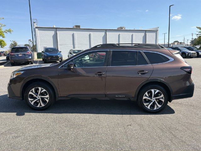 Used 2021 Subaru Outback Limited AWD/4WD image 10