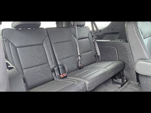 Used 2022 GMC Yukon XL Denali AWD/4WD image 12