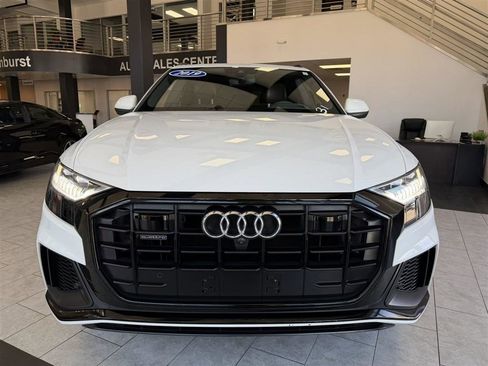 Used 2019 Audi Q8 Prestige image 2