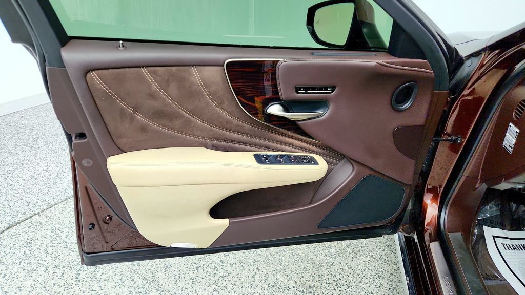 Used 2018 Lexus LS 500 w/ Luxury Package RWD image 11