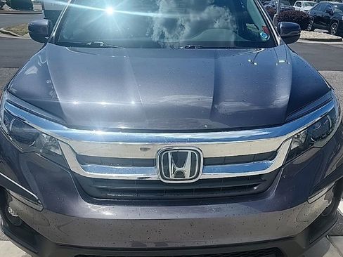 Used 2019 Honda Pilot EX image 2