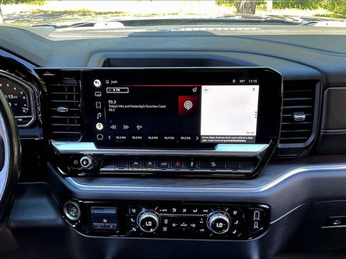 Used 2022 GMC Sierra 1500 SLT w/ SLT Premium Package image 9