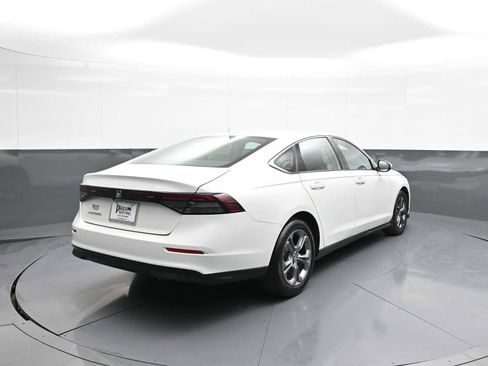 Used 2024 Honda Accord EX image 6