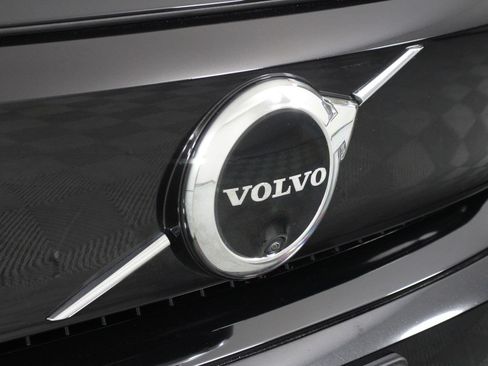 Certified 2023 Volvo XC40 Recharge Ultimate w/ Protection Package Premier AWD/4WD image 25