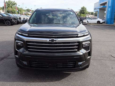 New 2026 Chevrolet Traverse High Country w/ LPO, Floor Liner Package AWD/4WD image 31