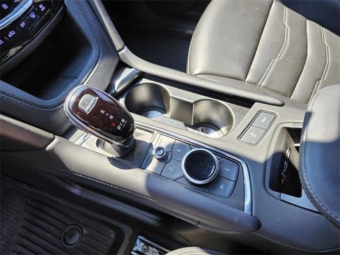 Certified 2022 Cadillac XT6 Premium Luxury w/ Platinum Package image 30