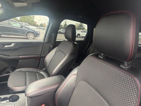 Used 2026 Ford Escape ST-Line AWD/4WD image 21