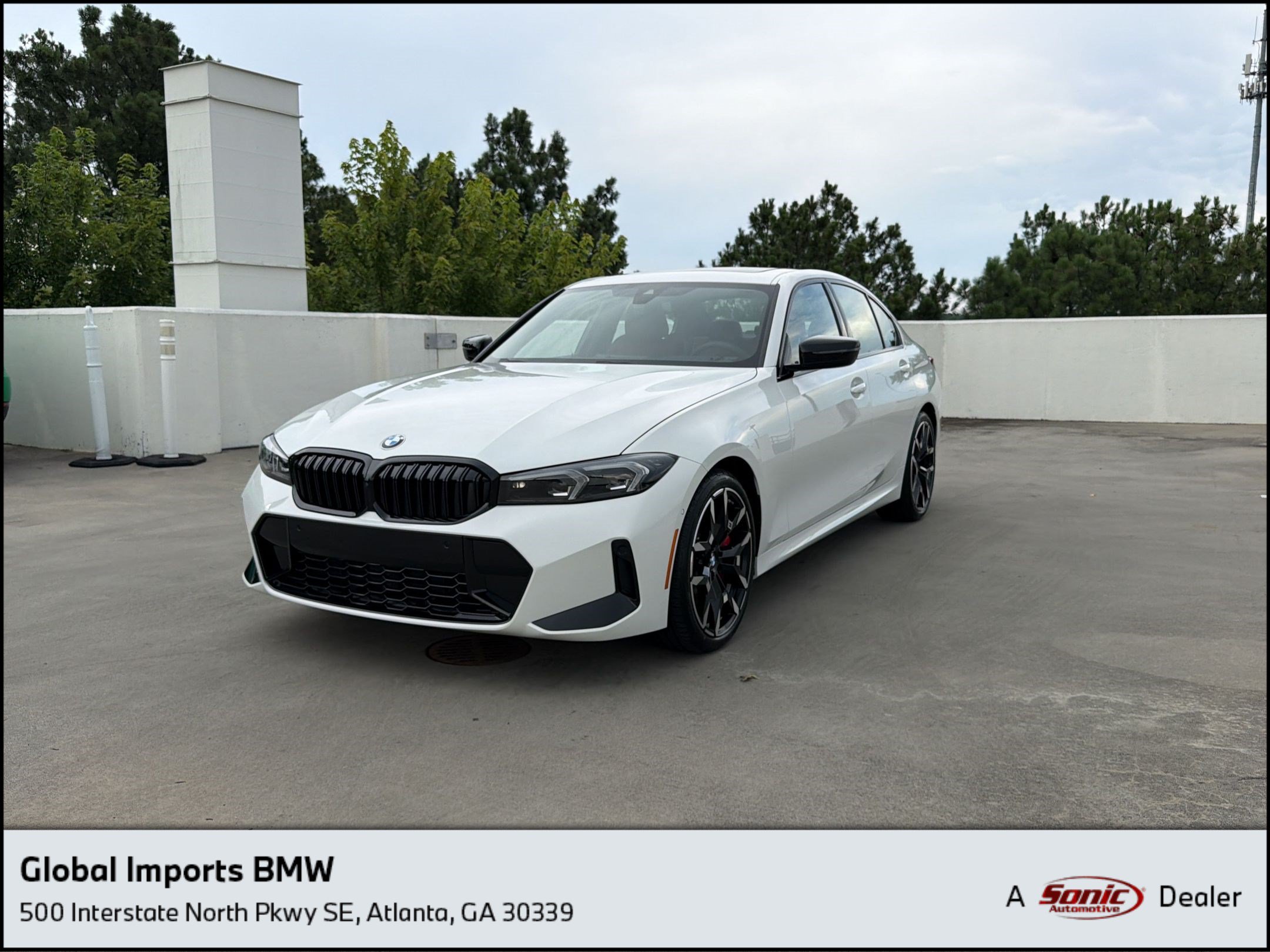 Used 2026 BMW 330i Sedan w/ M Sport Package RWD image 1