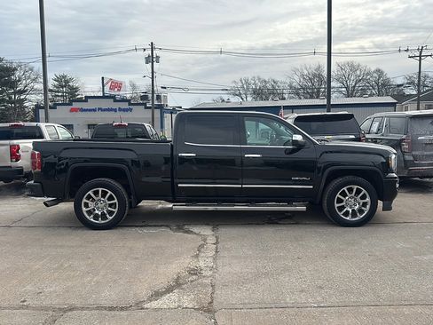 Used 2017 GMC Sierra 1500 Denali image 8