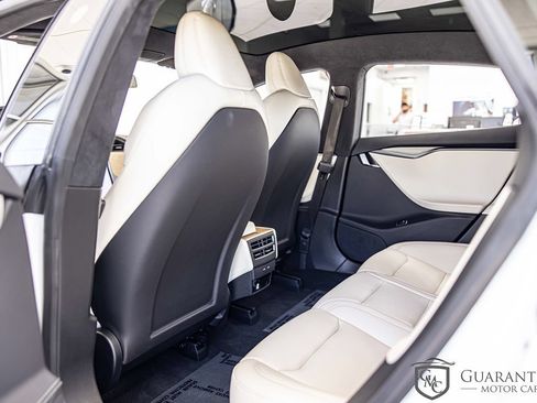 Used 2021 Tesla Model S Performance AWD/4WD image 30