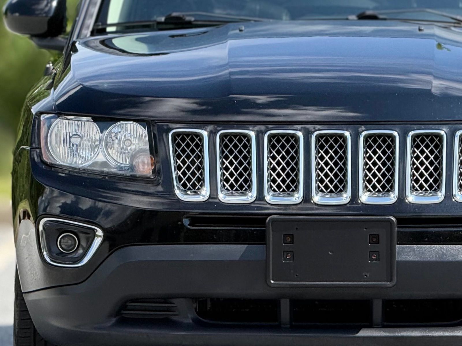 Used 2017 Jeep Compass High Altitude FWD image 14