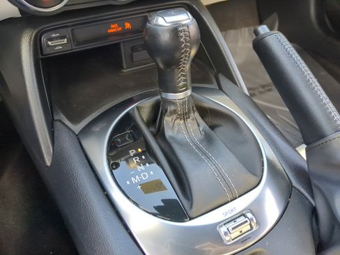 Used 2021 MAZDA MX-5 Miata RF Grand Touring image 27