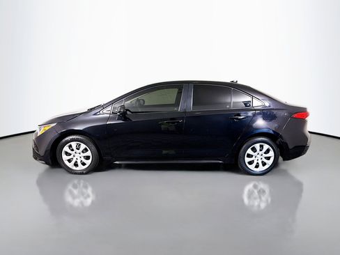 Used 2023 Toyota Corolla LE image 6