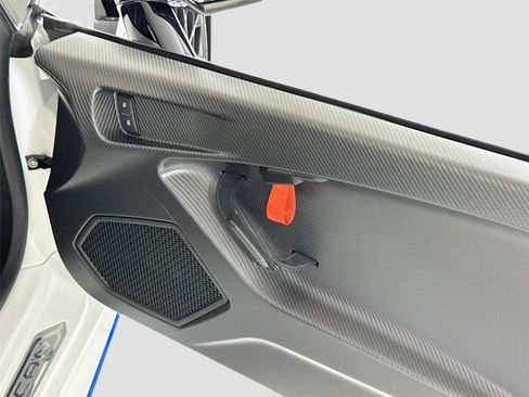 Used 2022 Lamborghini Huracan STO image 30