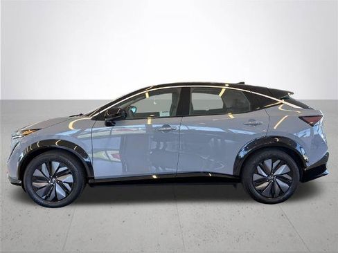 Certified 2024 Nissan Ariya FWD image 12