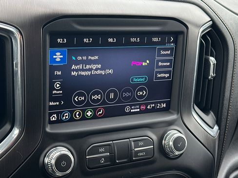 Used 2021 GMC Sierra 1500 AT4 w/ Off-Road Performance Package image 17