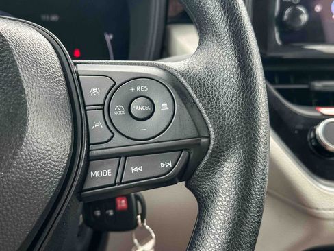 Used 2026 Toyota Corolla Cross L FWD image 27