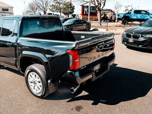 Used 2026 Toyota Tacoma SR5 image 13